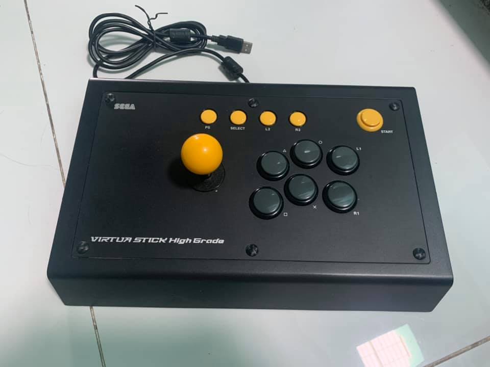 cần điều khiển chơi game thùng